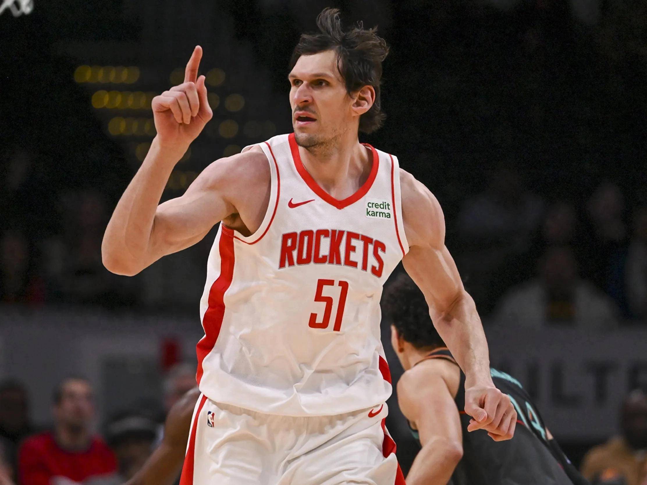 九游APP下载-关于国际比赛日亚冠传出新动向，广厦男篮篮板制胜，管理层表态：质疑声仍在，赛季目标并未改变的信息-九游APP下载