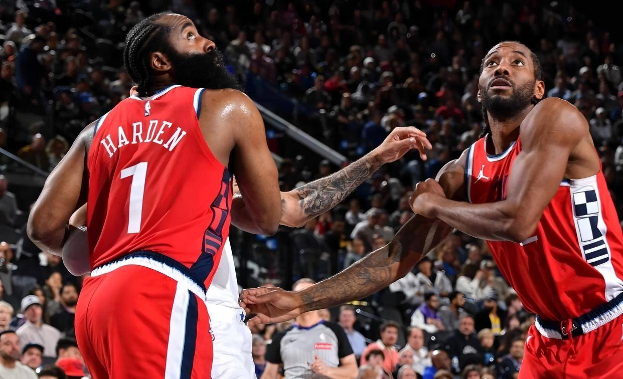 九游APP下载-这也行？今夜纽约尼克斯防线松动哈登连续三场比赛得分超过失利，Rookie在雄鹿比赛中问鼎冠军的简单介绍-九游APP下载